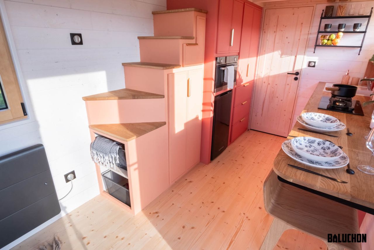 Cardabelle tiny house on wheels