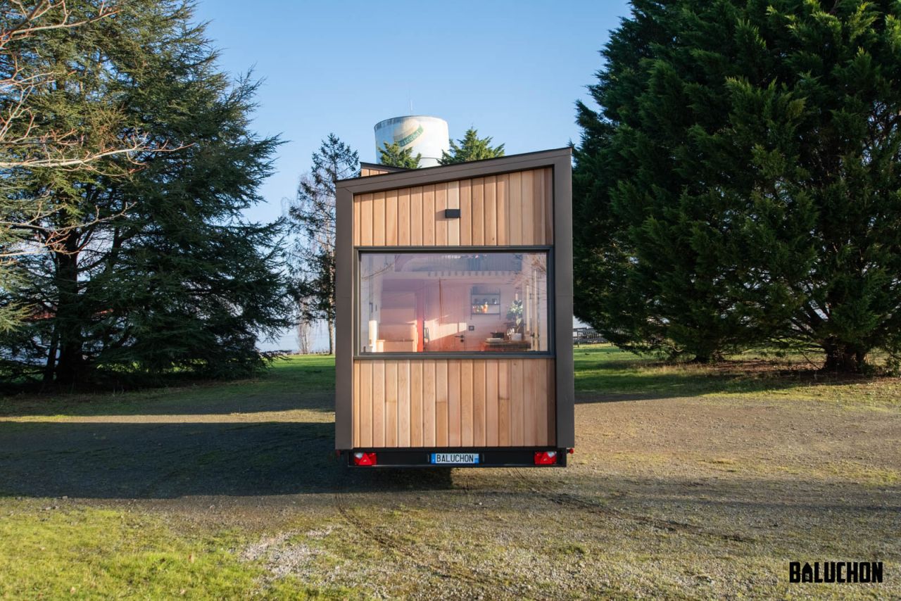 Cardabelle tiny house on wheels