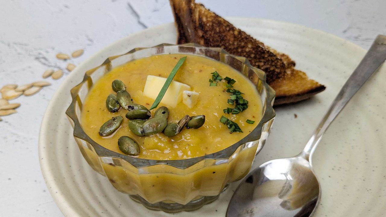 Easy Pumpkin Soup Recipe (6)