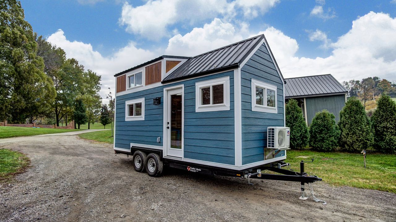 Hatteras tiny house