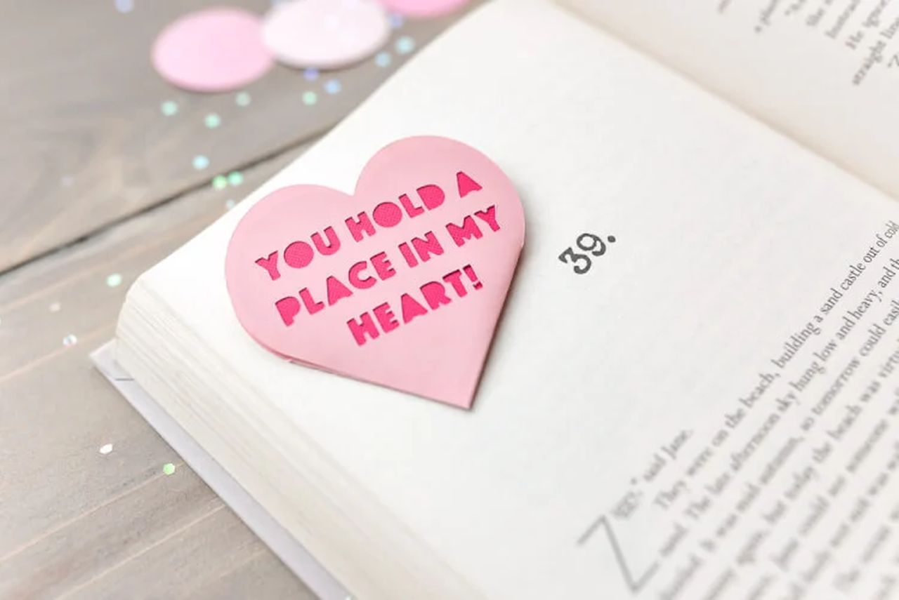 Heart-Shaped Valentine’s Day Bookmark