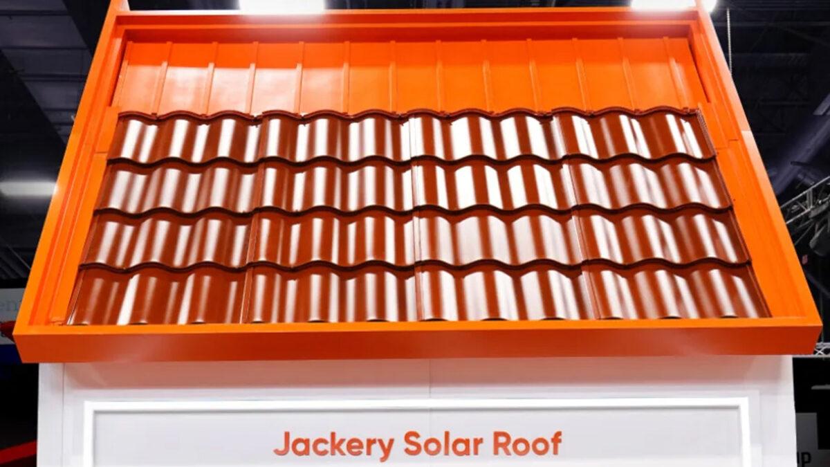 Jackery Launches Curved Solar Roof Tiles at CES 2025