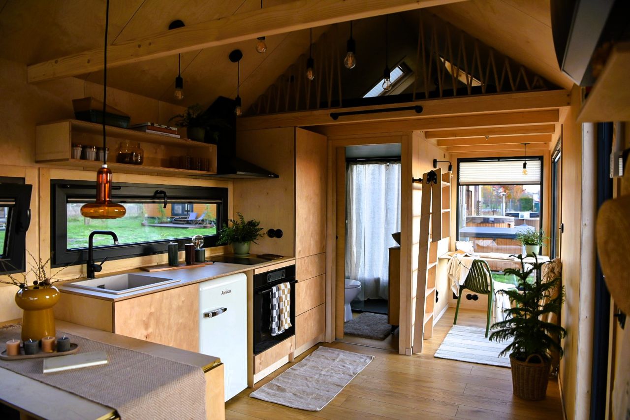 Julia tiny home on wheels