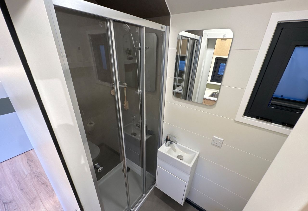 Mooble Tiny House- Mo.2 675 Highline Bathroom