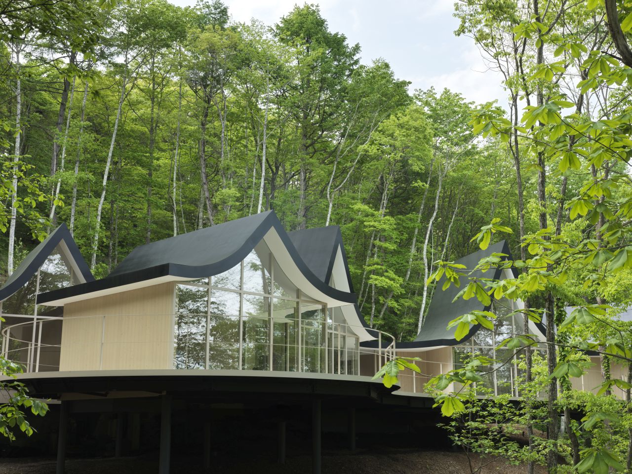 Nendo Builds Weekend House that Consists of Six Cottages, Intertwined With a Terrace and Roof - exterior 