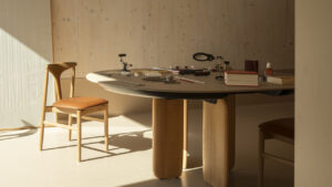 Pala Extendable Table by Monica Graffeo for Kristalia