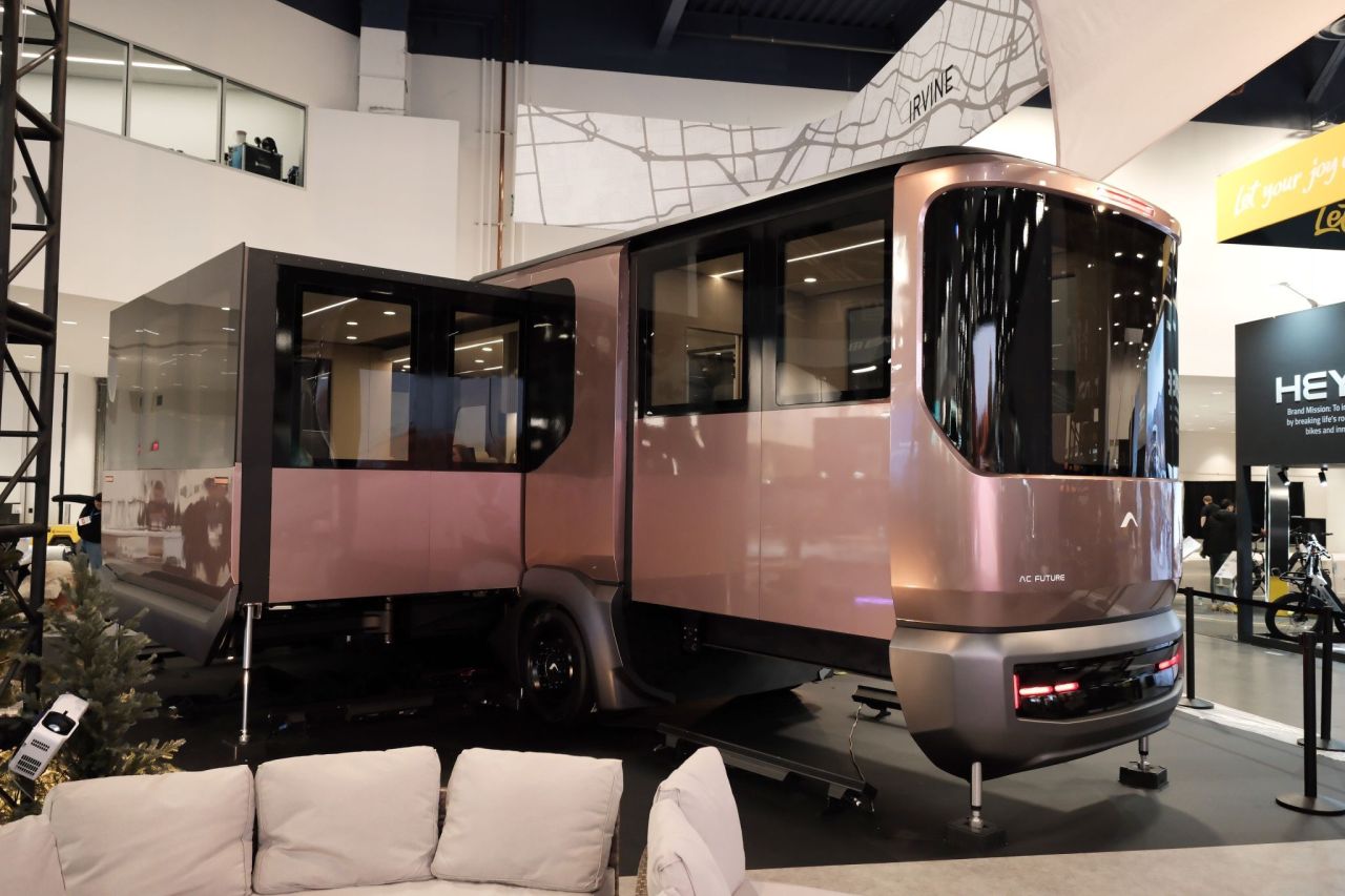 Pininfarina-and-AC-Future-Collaboration-Finally-Showcase-Their-Self-Sufficient-RV-at-CES-2025-expanded sides