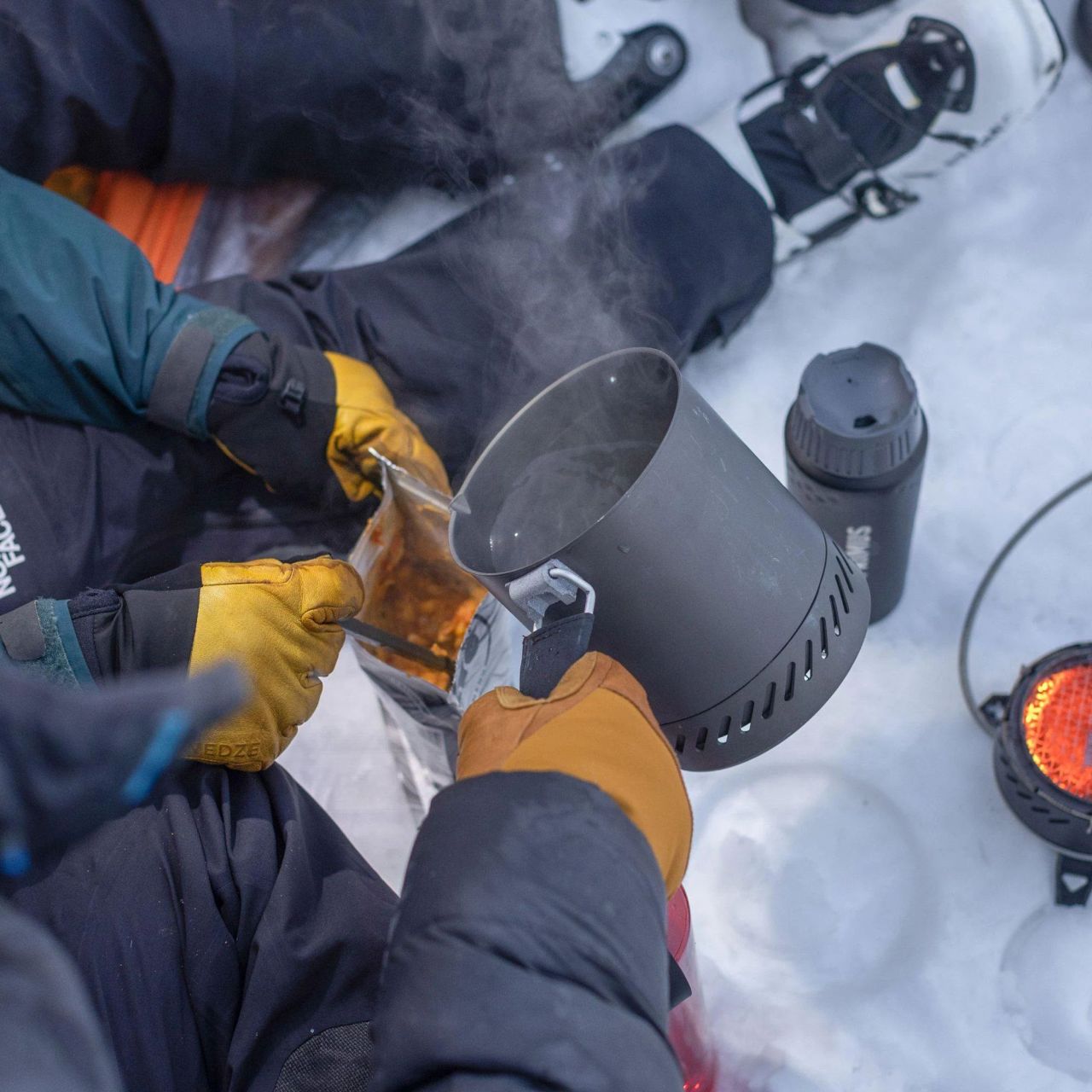 Primus Ulti Camping Stove Features a Combo of Catalytic Combustion and Infrared Radiation to Work Eeven in High Winds