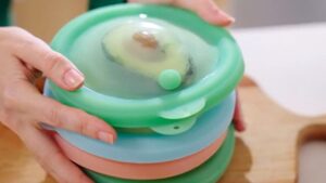 Stackable Hvsaio Silicone Container Keeps Food Fresh