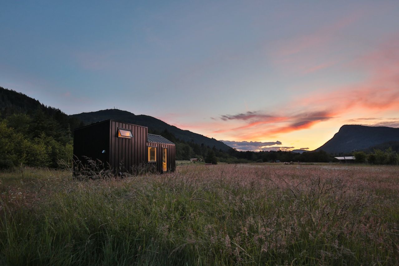 Tantalus Tiny House- exterior (1)