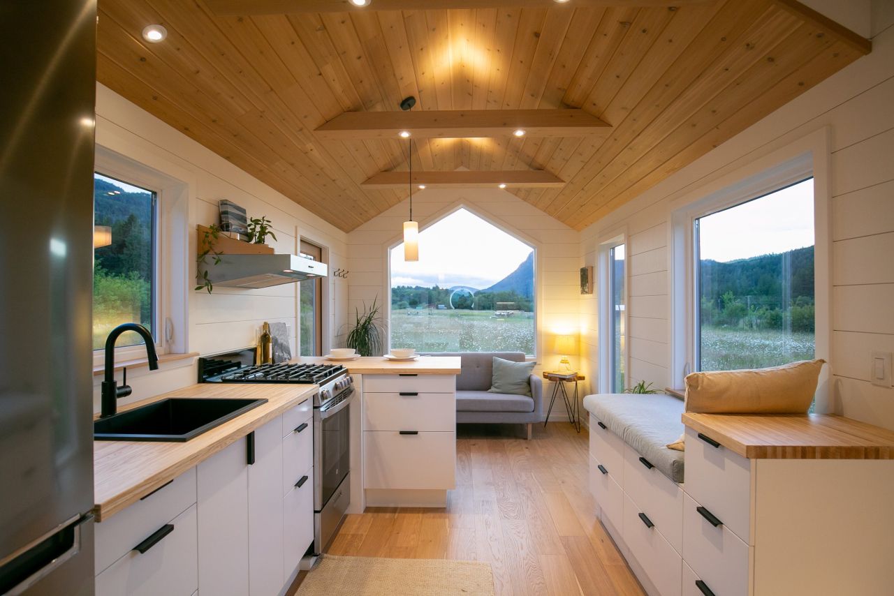 Tantalus Tiny House- interior (1)