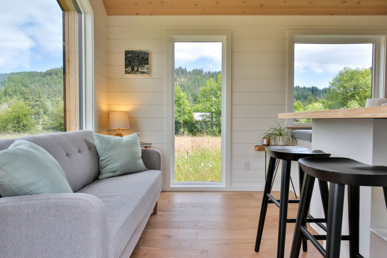 Tantalus Tiny House- interior (3)