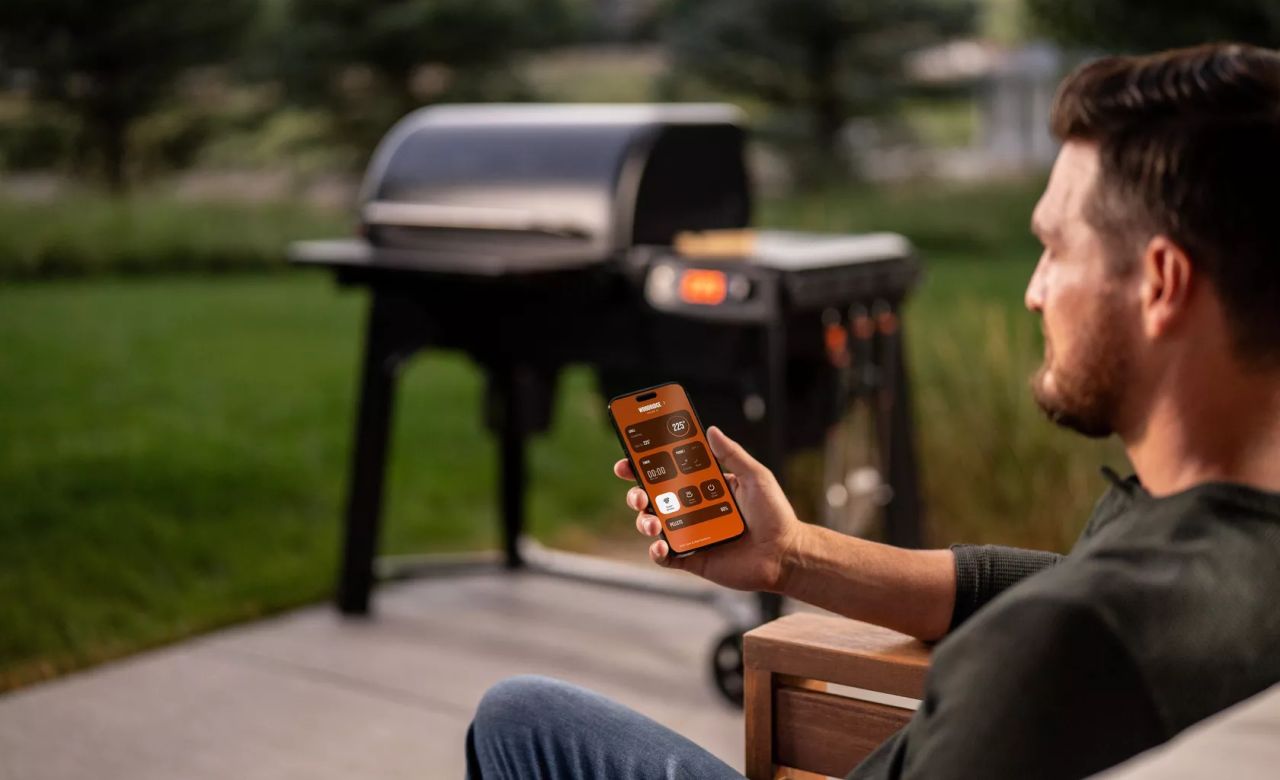 Woodridge Pellet Grill Series by Traeger