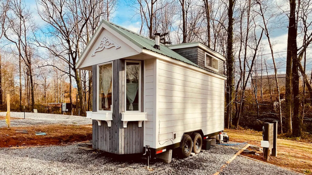 18ft Tiny House For Sale On Tiny House Listings