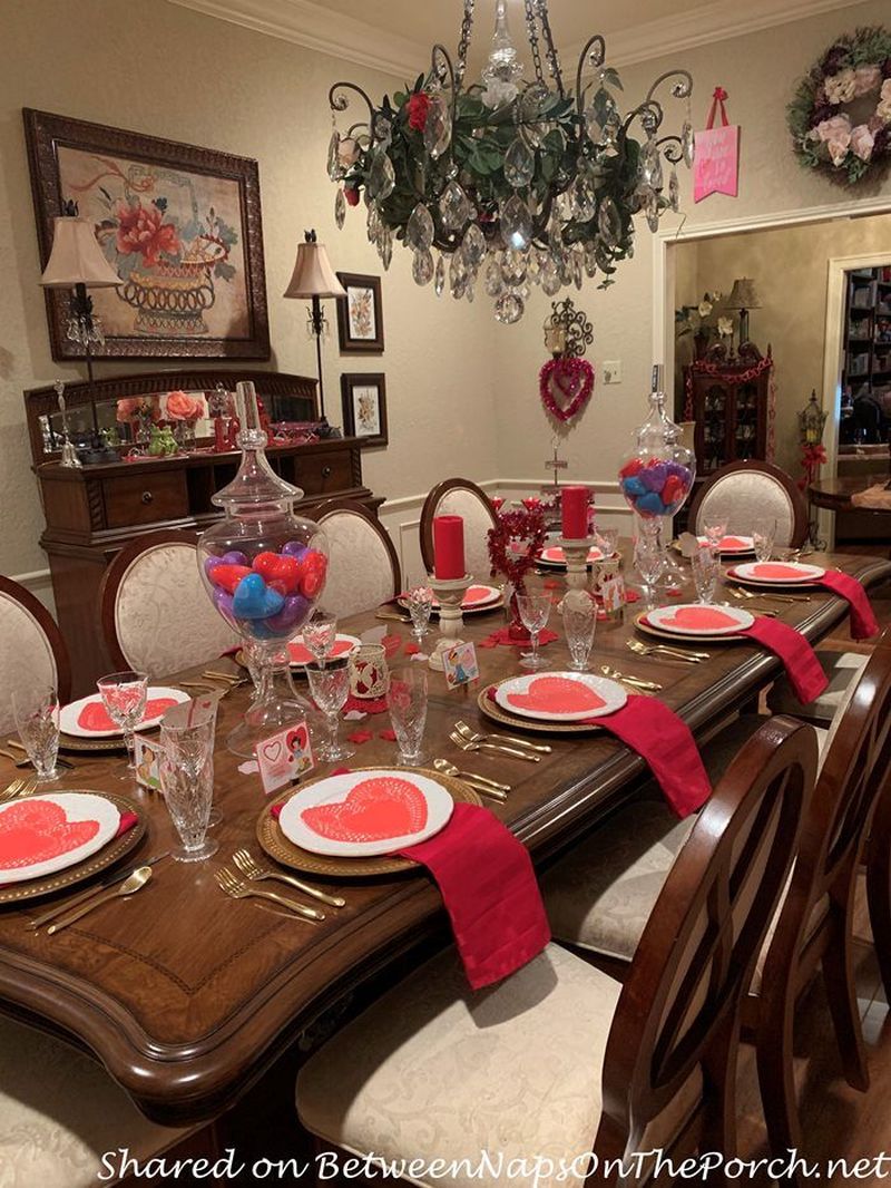 Adorable and Budget Friendly valentine's day table decor by jackie