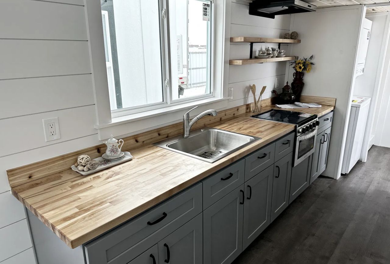 Atlas Tiny House_Kitchen