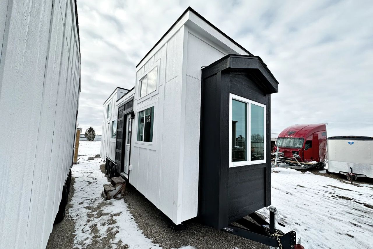 Atlas Tiny House_exterior