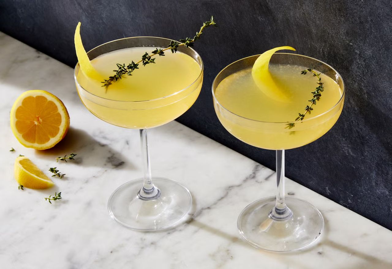 Bee’s Knees Cocktail