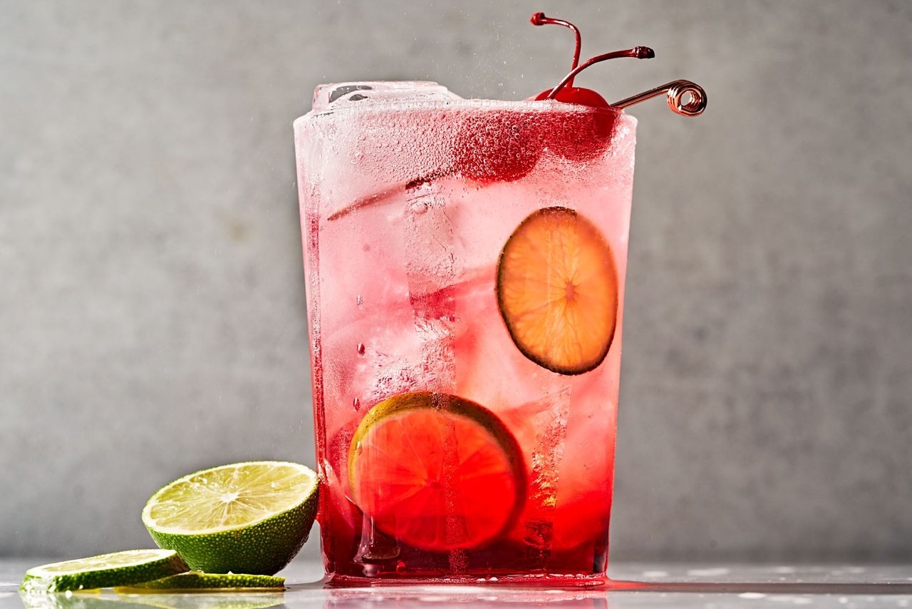 Best Cocktail Recipes for Valentine’s Day - Dirty Shirley