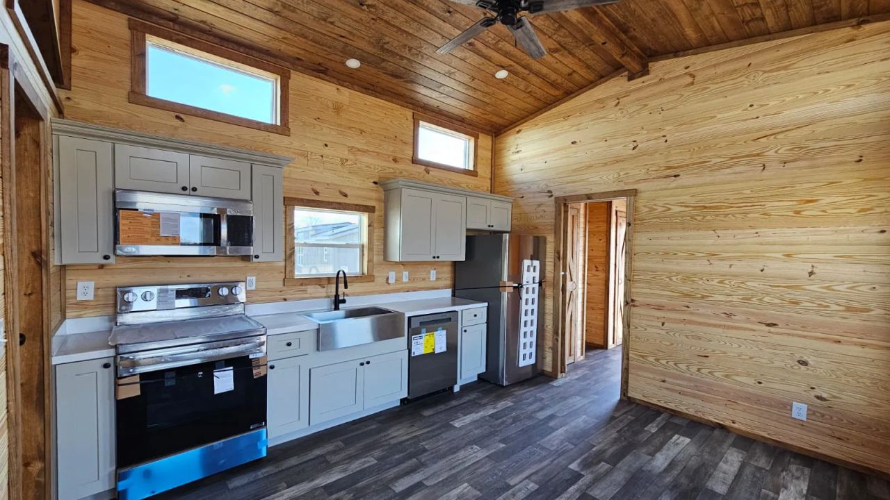 Burton 2.0 Tiny House_kitchen