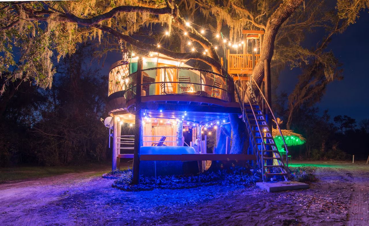 Danville Treehouse Getaway