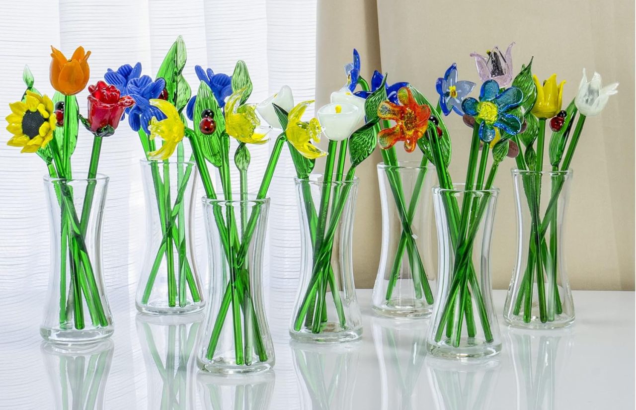 Decorative Glass Lovely Flower Bouquet with Vase