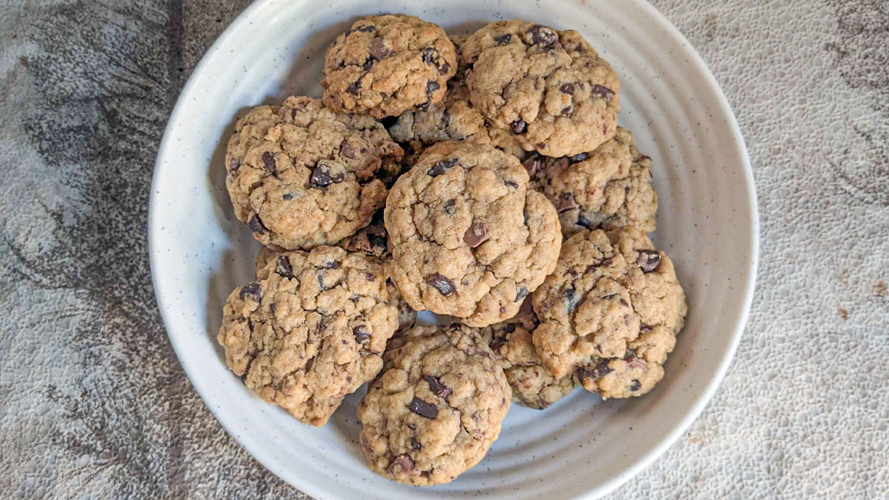 Eggless Chocolate Chip Cookies Recipe (1)