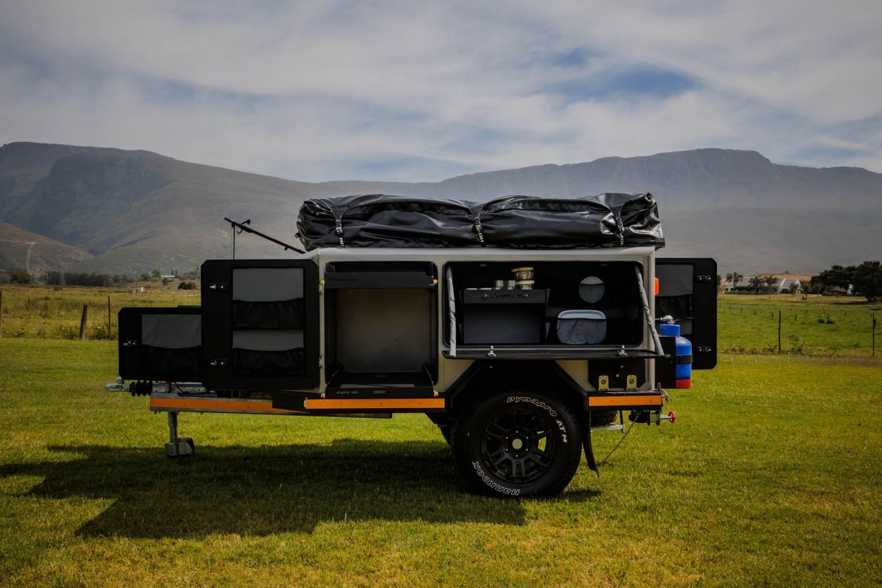 Ingane travel trailer