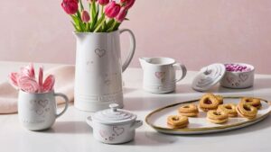 Le Creuset New Mon Coeur Kitchenware Collection for 2025 Valentine’s Day