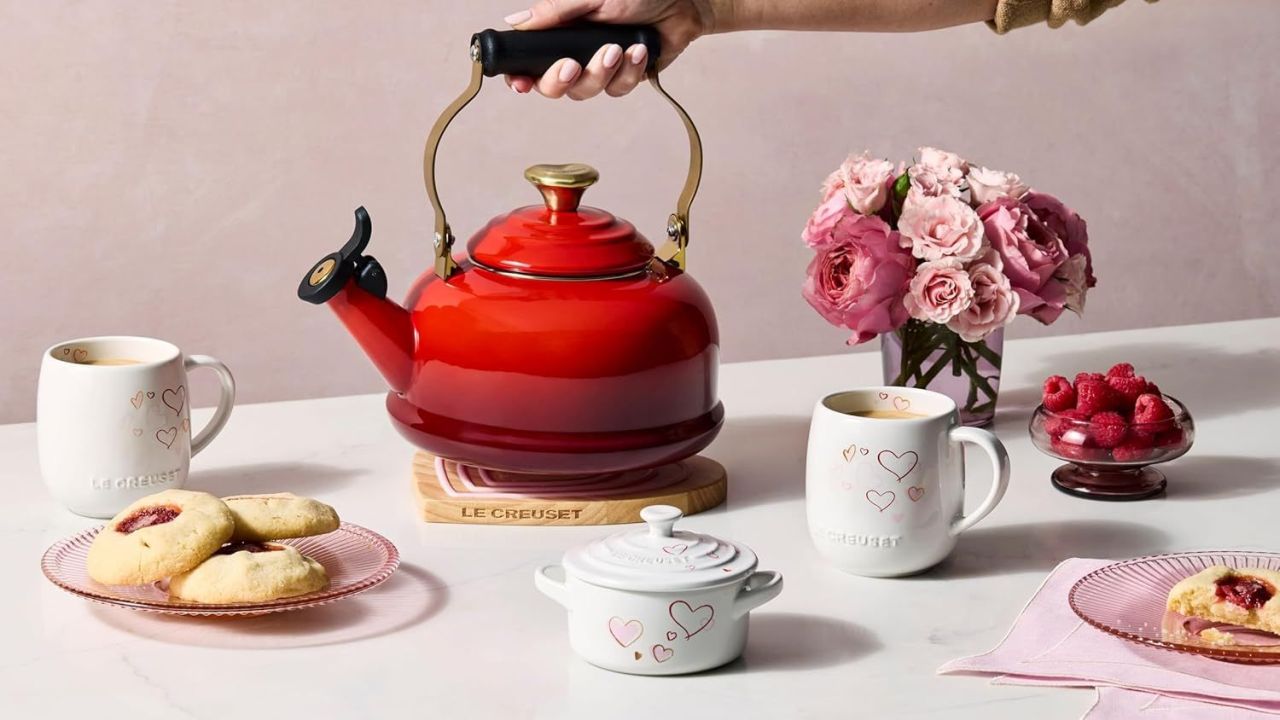 Le Creuset New Mon Coeur Kitchenware Collection for 2025 Valentine’s Day