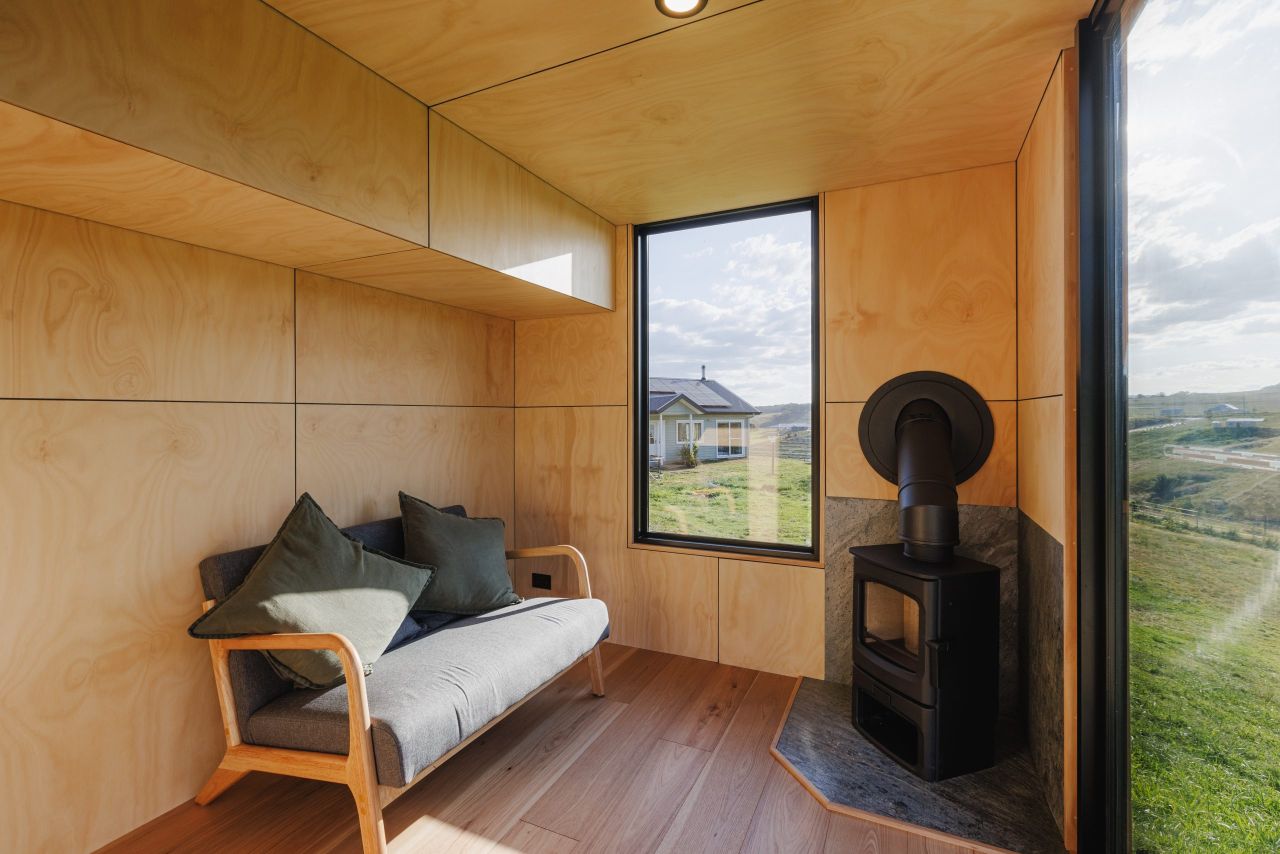 Marrangaroo tiny house - living room