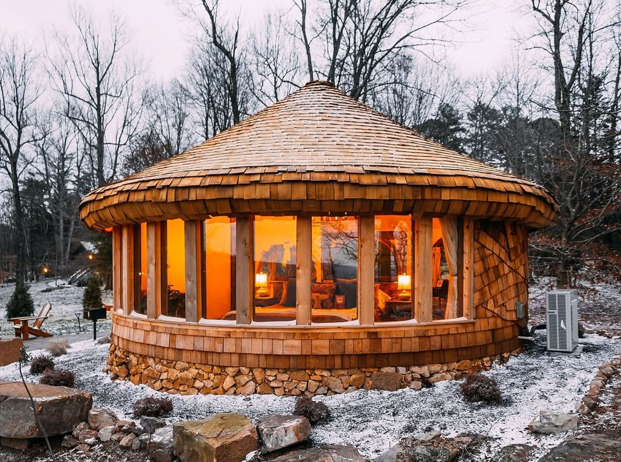 Merry Mushroom Hobbit House in Georgia - exterior