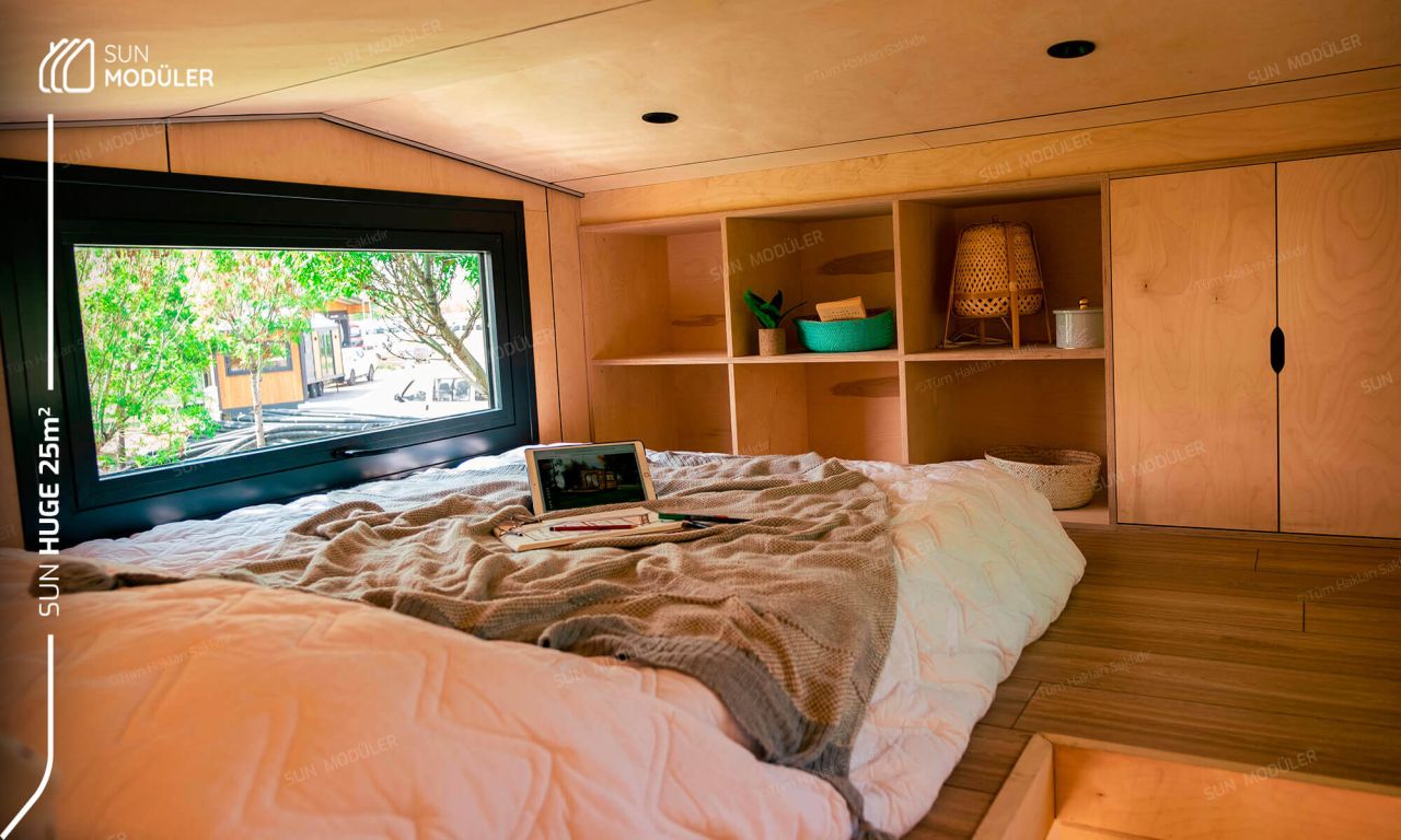 Sun Huge Tiny House- Bedroom