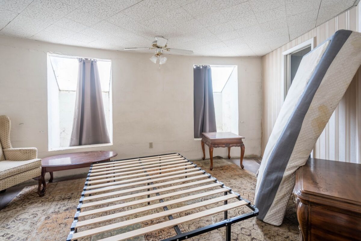 This Underground Home in Texas is on Sale for $300,000