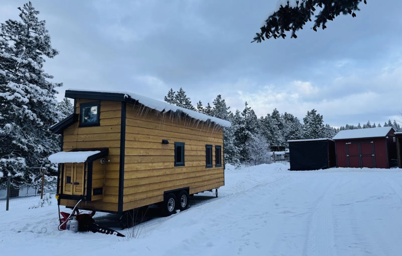 $75k Tiny House_Exterior