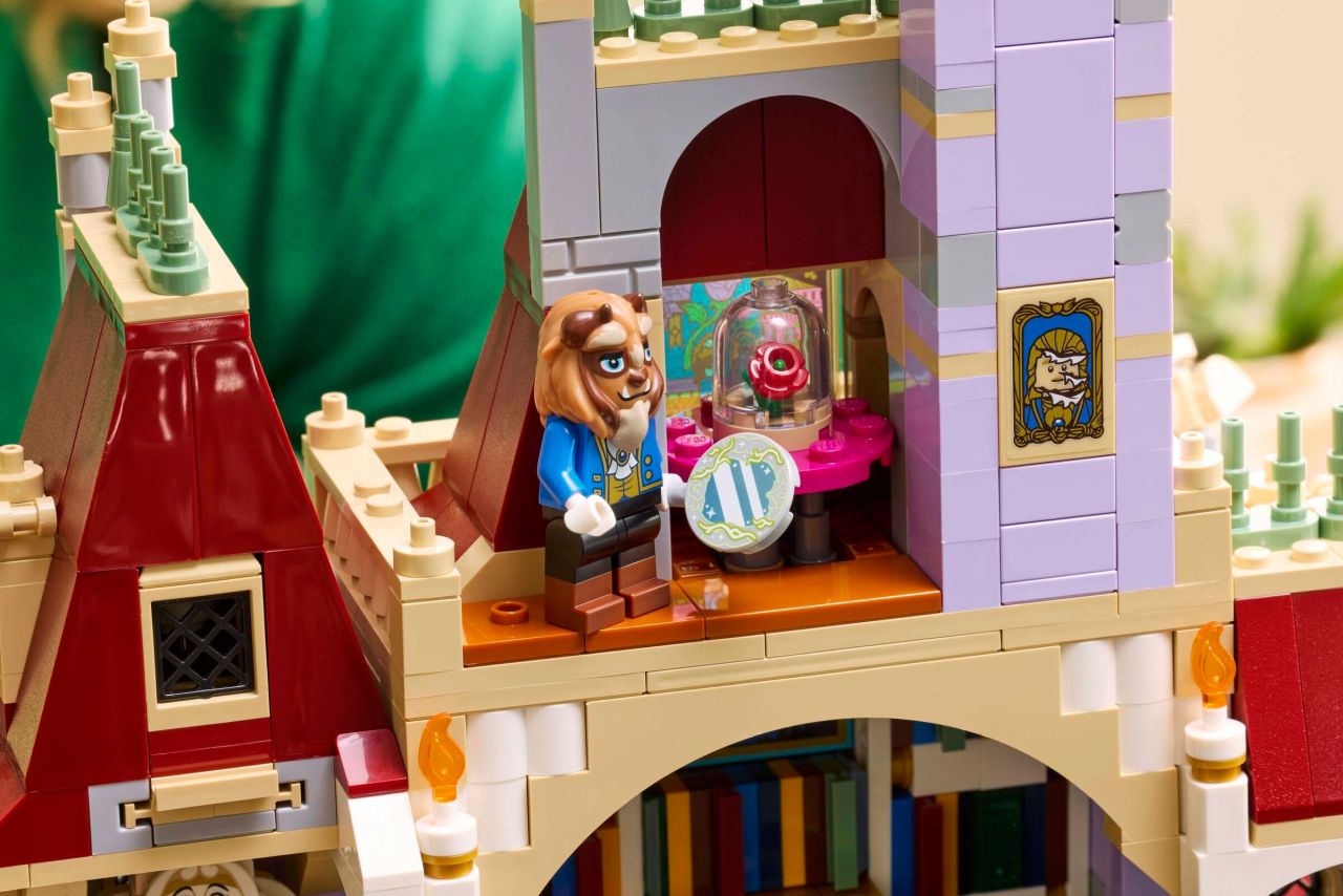 LEGO Beauty and the Beast Castle brick set - the tower room with enchanted rose