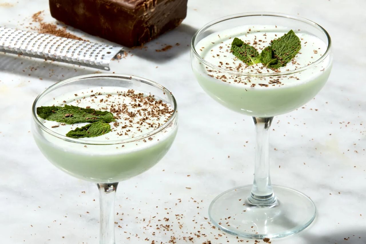 Best St. Patrick’s Day Cocktails - Grasshopper