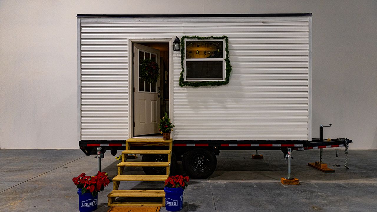 Incredible Tiny Homes collab with Lowes - 4