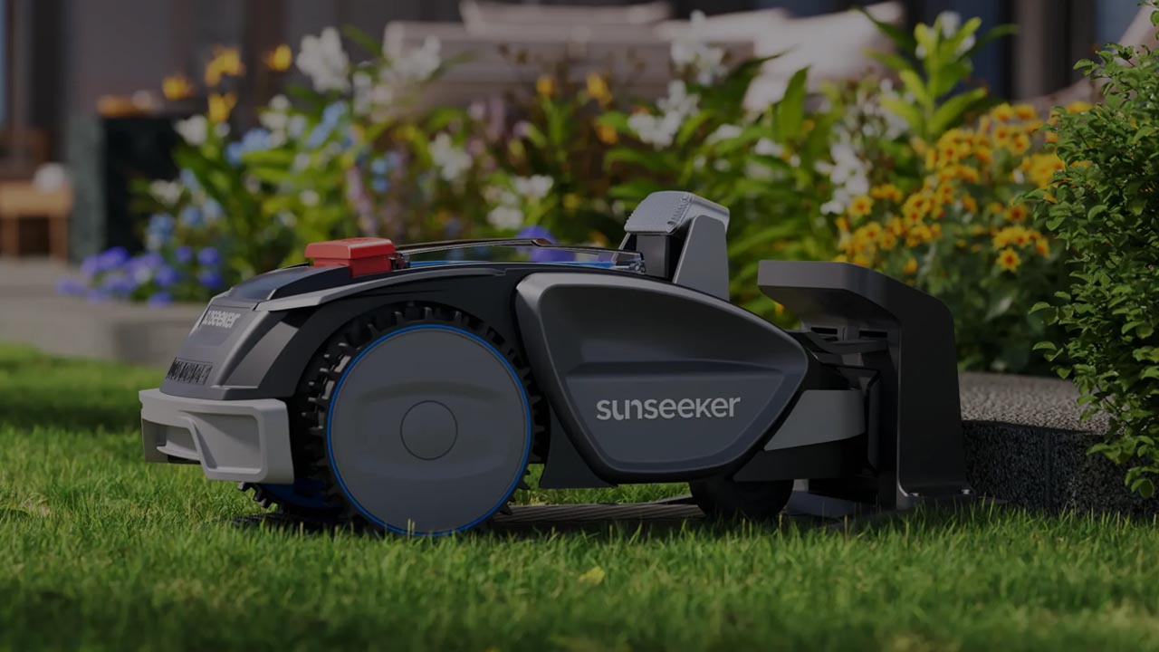 Sunseeker V3 Robot Lawn Mower With 3D Camera and AI-Powered Vision Can Detect up to 160 Obstacles