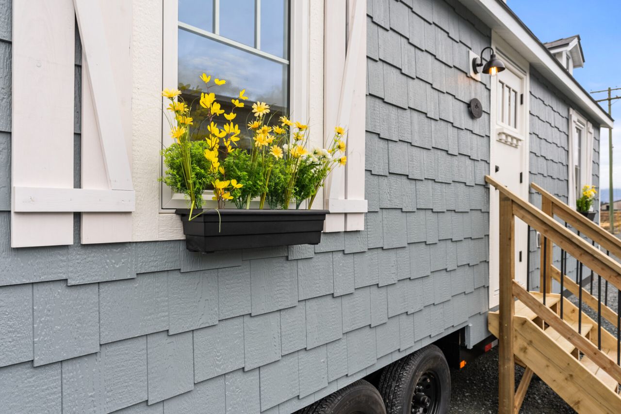 Tulameen Tiny House - exterior window box