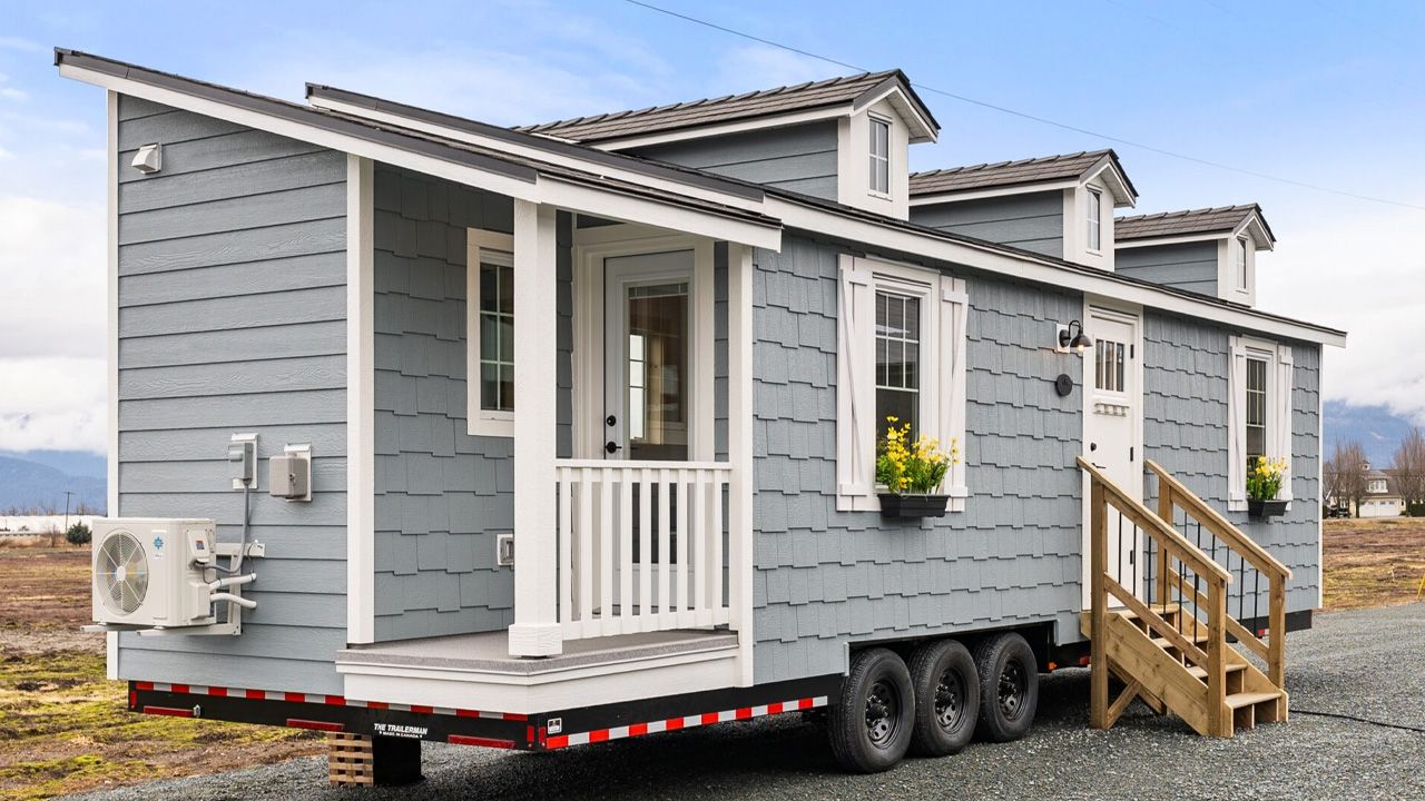 Tulameen Tiny House - exterior