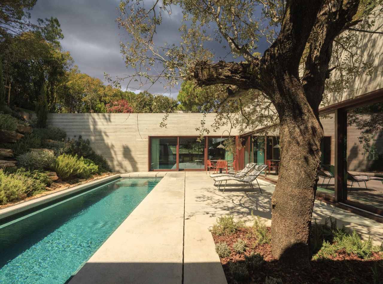 U-Shaped Residence in Portugal is Partially Buried Into Ground