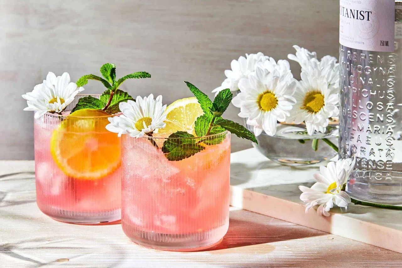 Best Spring Cocktails - Gin Daisy