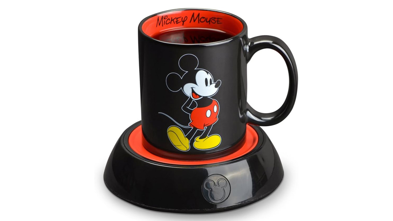 Disney-themed-mickey-mouse-coffee-warmer-mug-for-mother's-day-gift