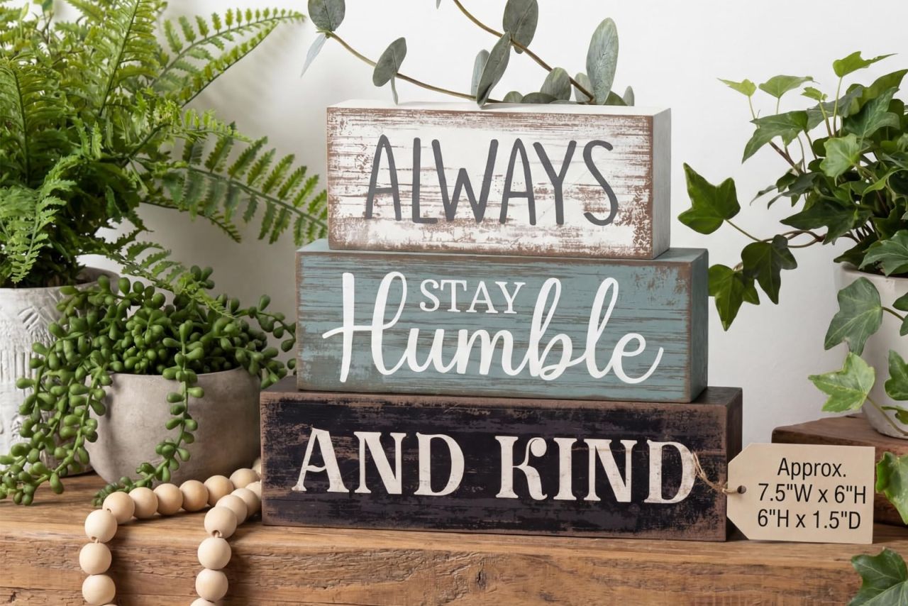 Farmhouse Table Décor