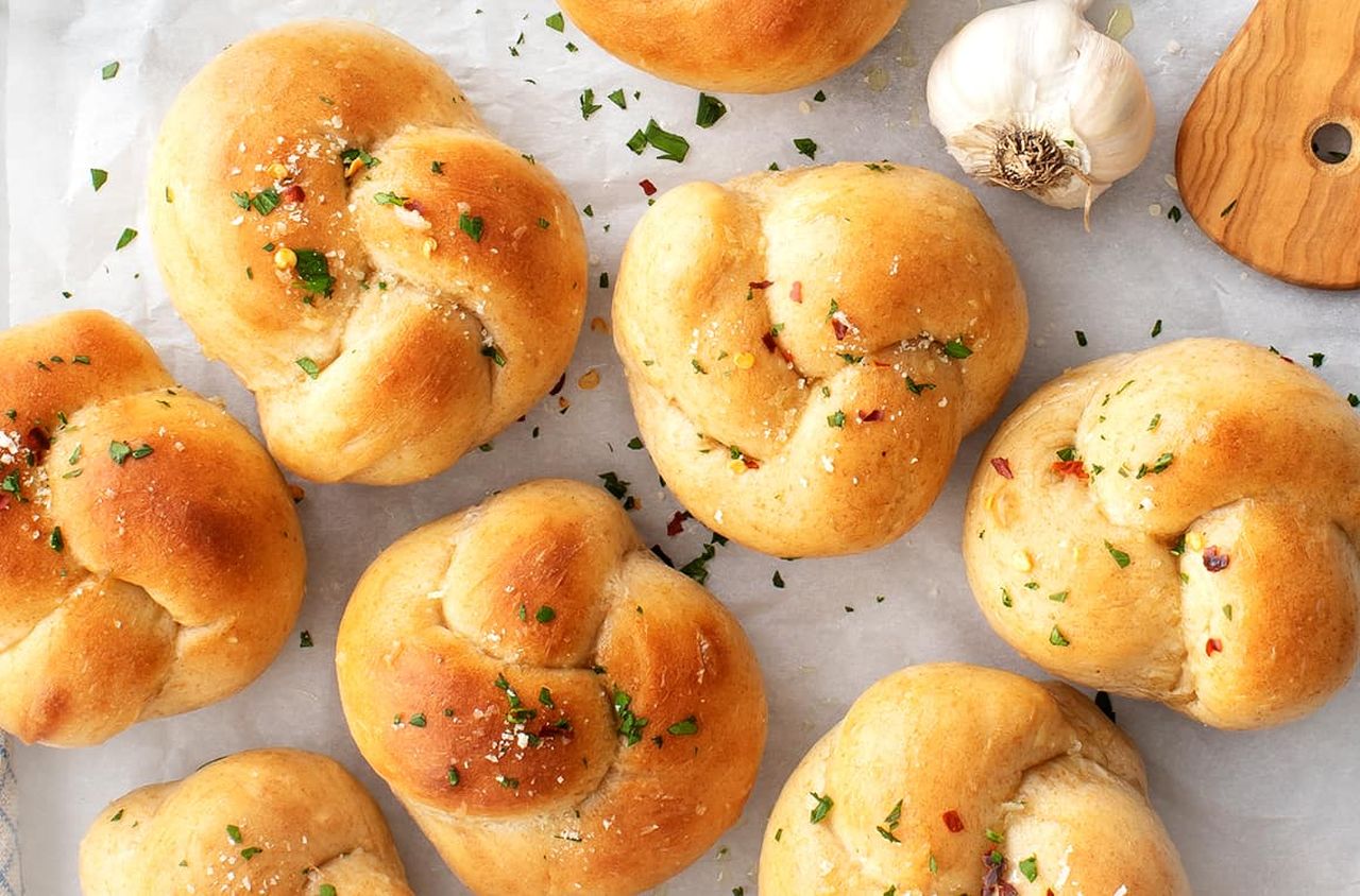 Garlic Knots