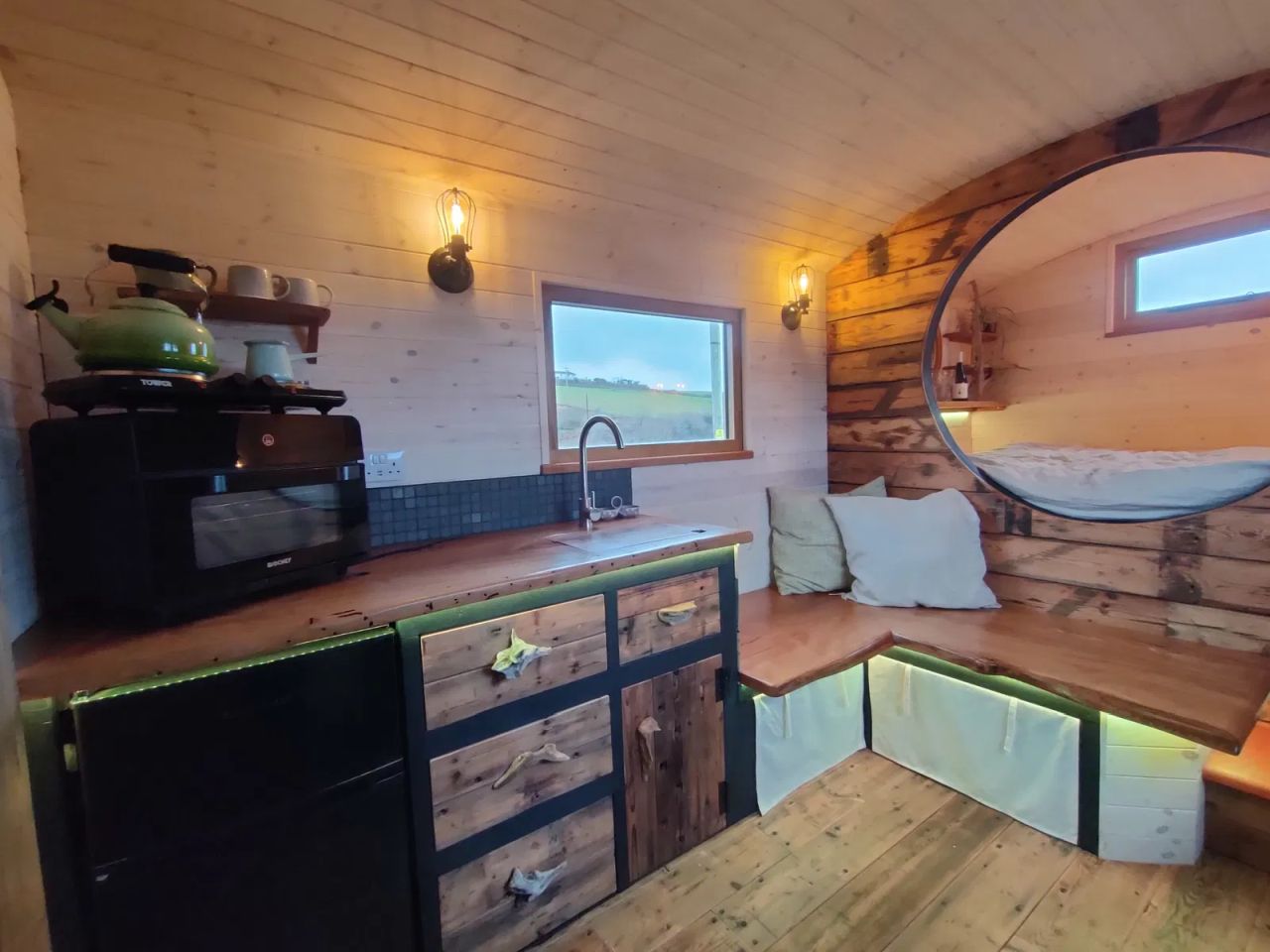 1940s Rail Carriage Turned Into Quaint Tiny Home - interior 1