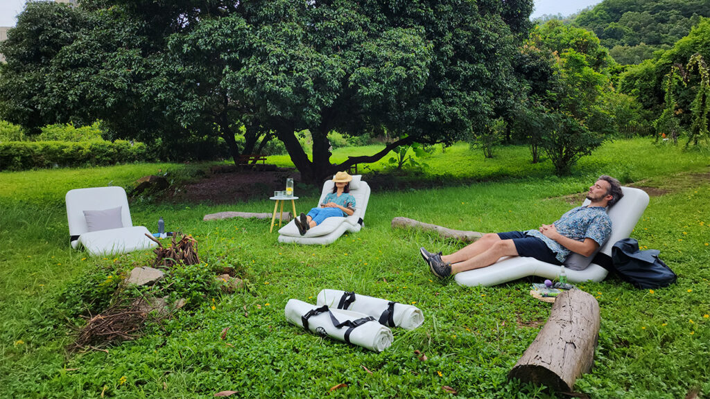 Airmaan Z Lounger Made of Space-Grade Materials is Designed for Outdoor Living
