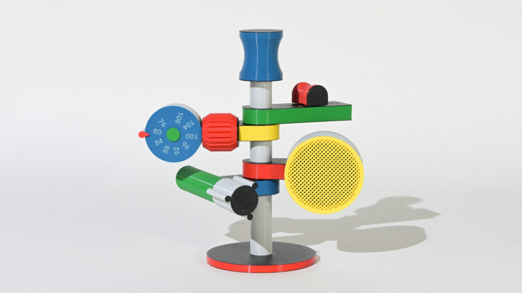 Anomalo De-Constructed Radio by Shinkogeisha