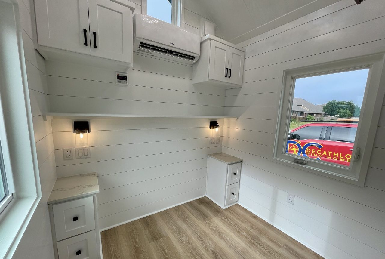 Ground-floor Bedroom of Sadie's Suite Tiny House- 1